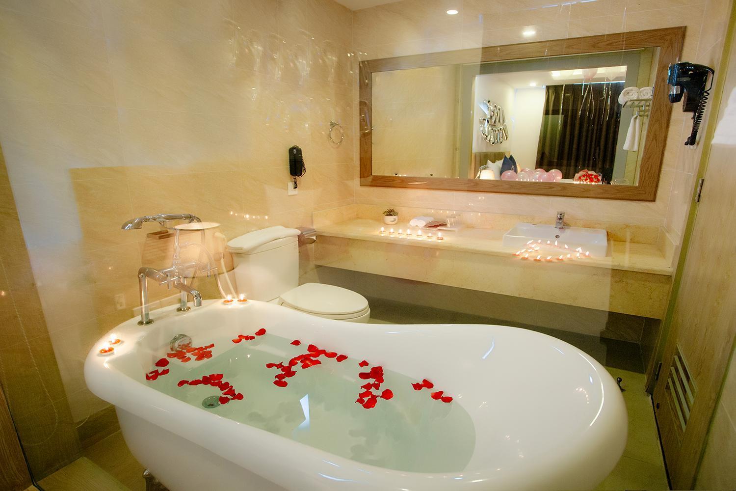 Lavencos Hotel ดานัง ภายนอก รูปภาพ