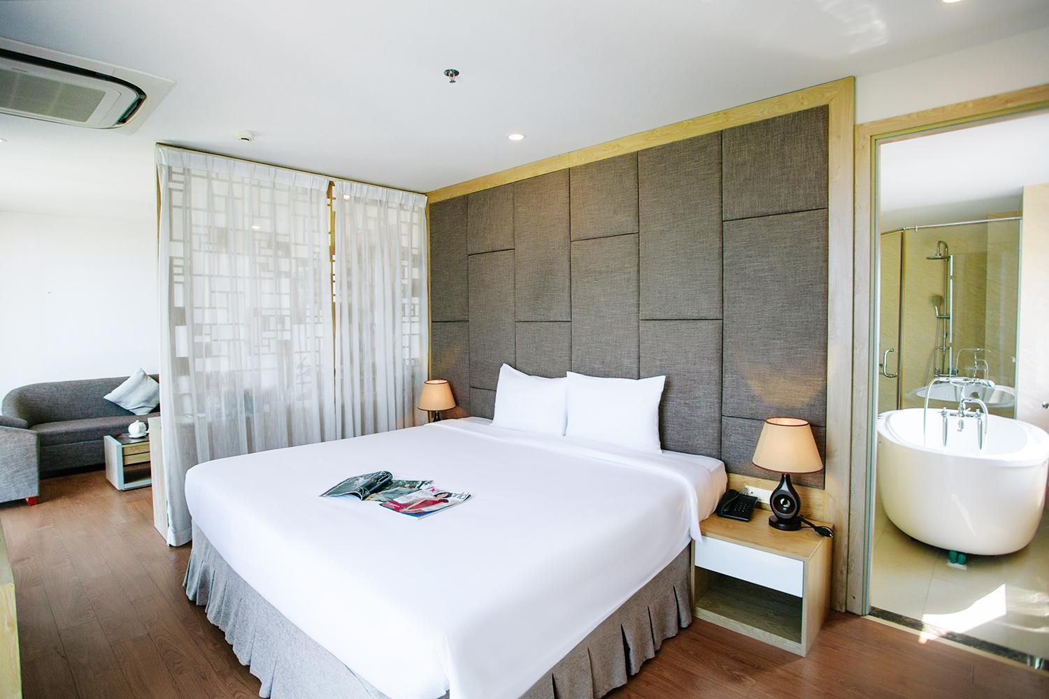 Lavencos Hotel ดานัง ภายนอก รูปภาพ